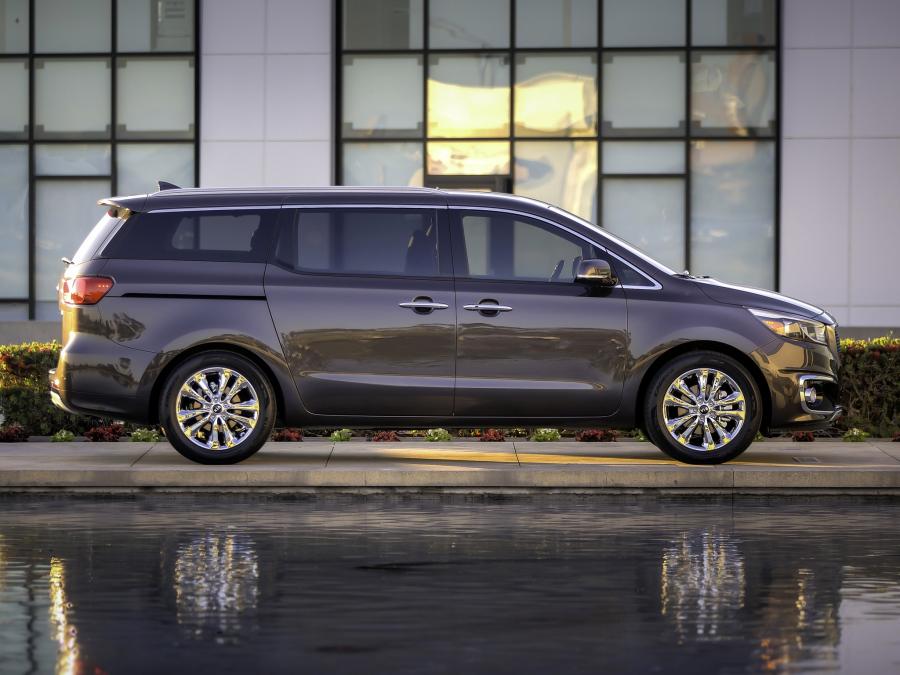  Kia Sedona SXL 2015 года  (фото 13 из 75)